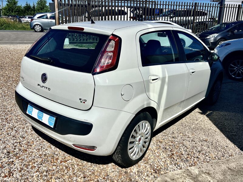 FIAT PUNTO 2010