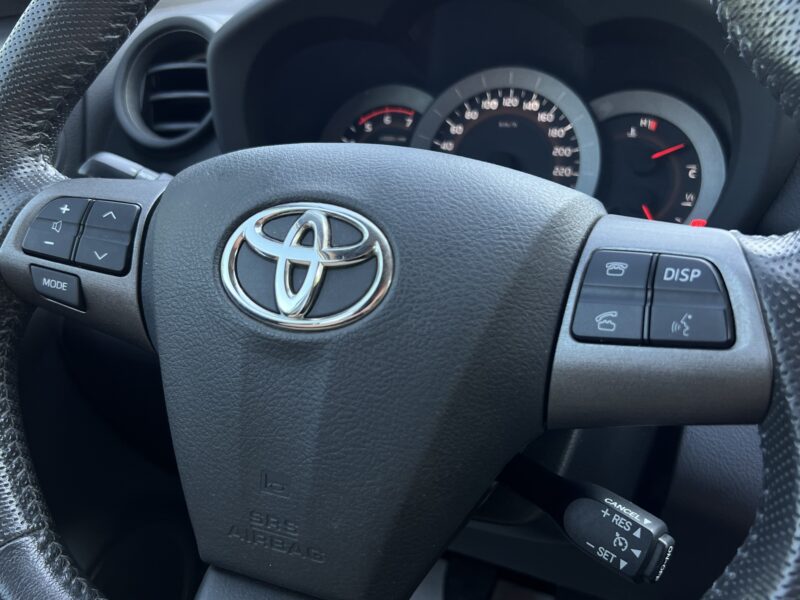 TOYOTA RAV4 3 PHASE 2 4WD 2.0 D-4D 150 1ERE MAIN / 25 800 Kms LIMITED EDITION ATTELAGE - Garantie1an