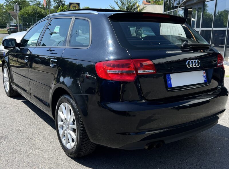 AUDI A3 SPORTBACK II PHASE 2 1.4 TFSI 125 Cv TOIT OUVRANT / 88 800 Kms CRIT AIR 1 - Garantie1an