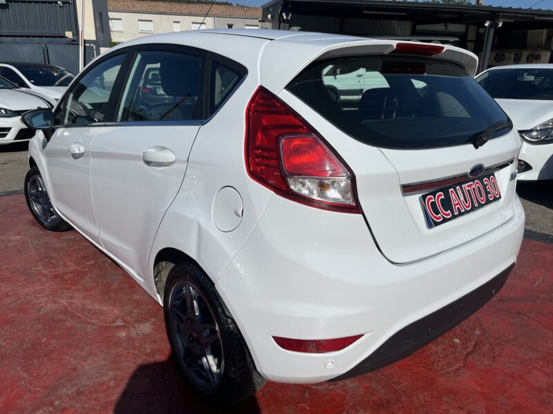 FORD FIESTA VI 2015