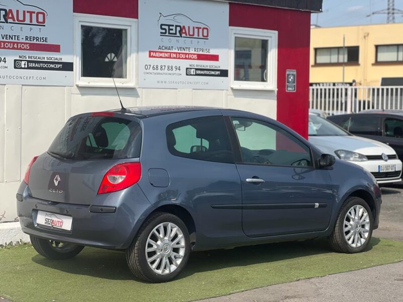 RENAULT CLIO III 2009