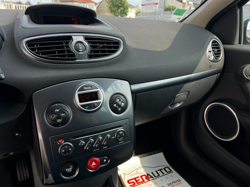 RENAULT CLIO III 2009