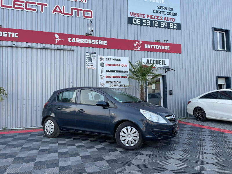 OPEL CORSA D 2009