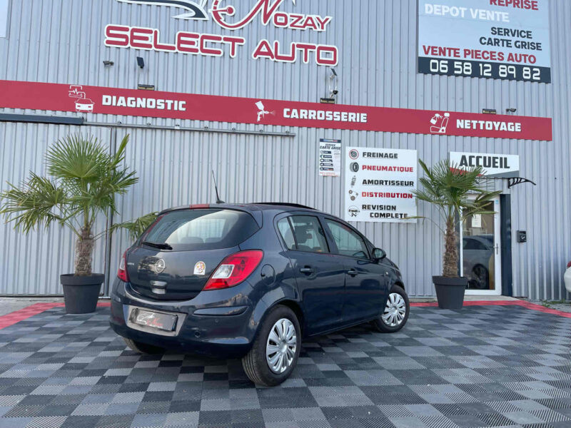 OPEL CORSA D 2009