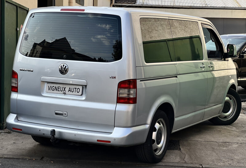 VOLKSWAGEN MULTIVAN 2.5 TDI 130 PAYEZ EN 4 X 