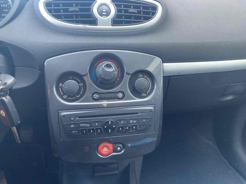 RENAULT CLIO III 2012