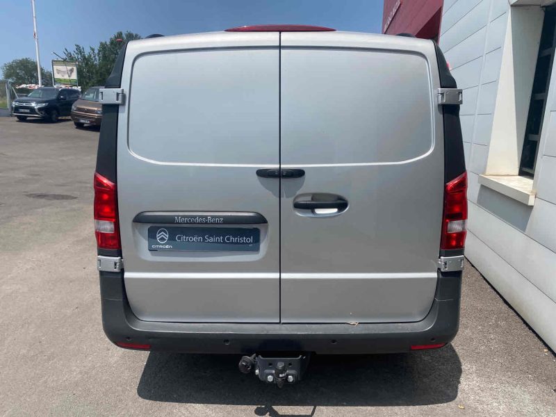 MERCEDES VITO 2019