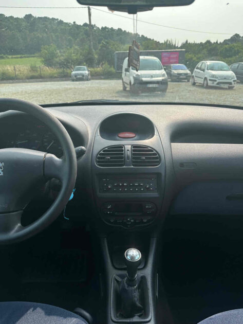 PEUGEOT 206 5 portes 2002