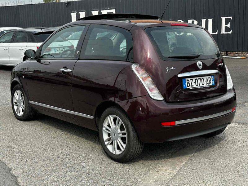 LANCIA YPSILON 