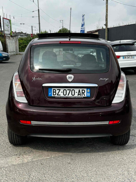 LANCIA YPSILON 