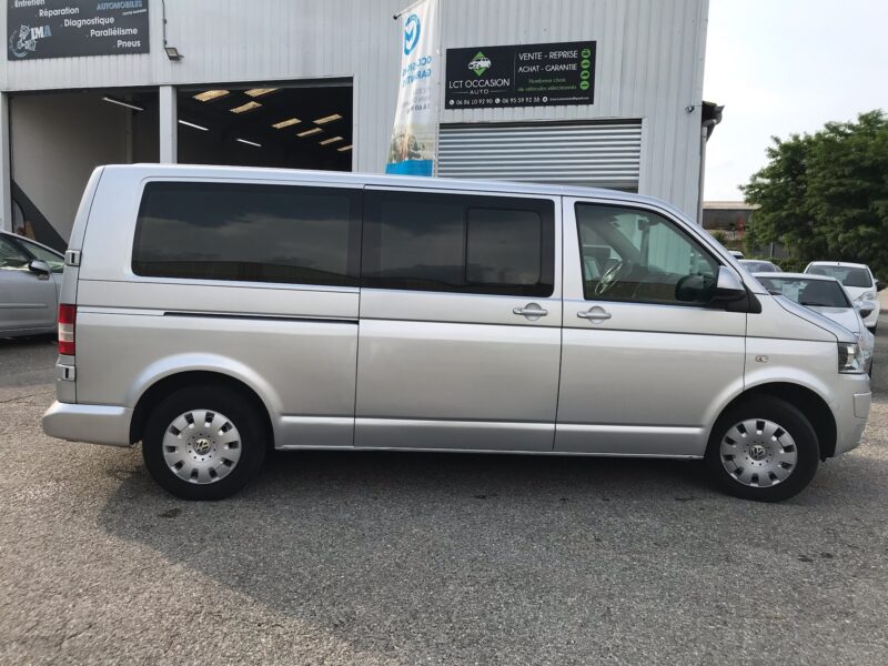 VOLKSWAGEN CARAVELLE 4MOTION LONG 9 PLACES