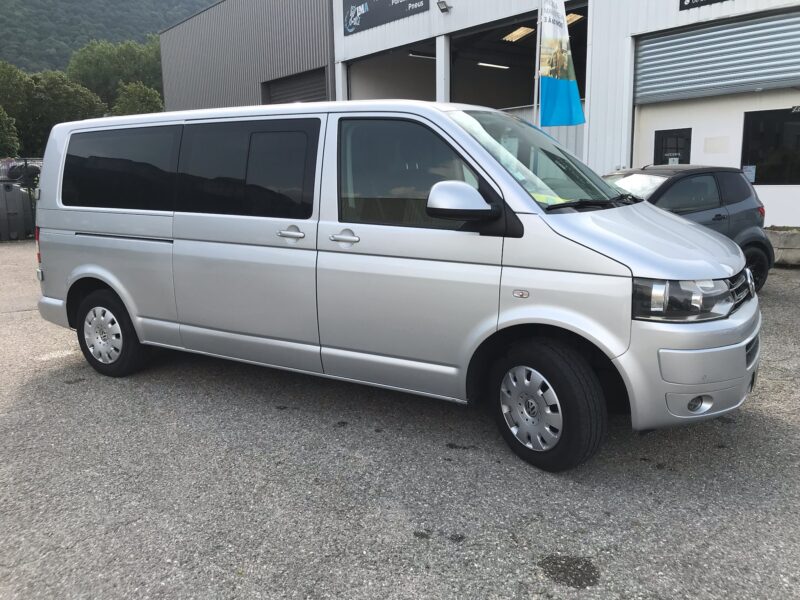 VOLKSWAGEN CARAVELLE 4MOTION LONG 9 PLACES