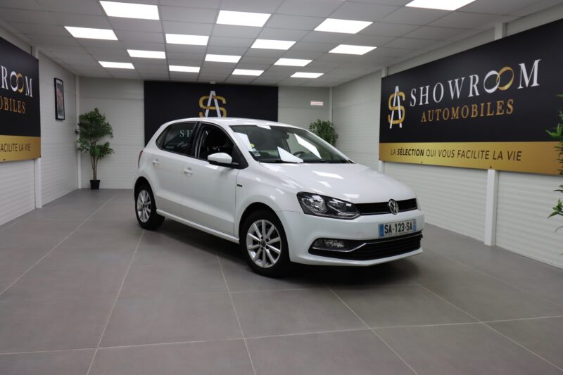 VOLKSWAGEN POLO V 2015