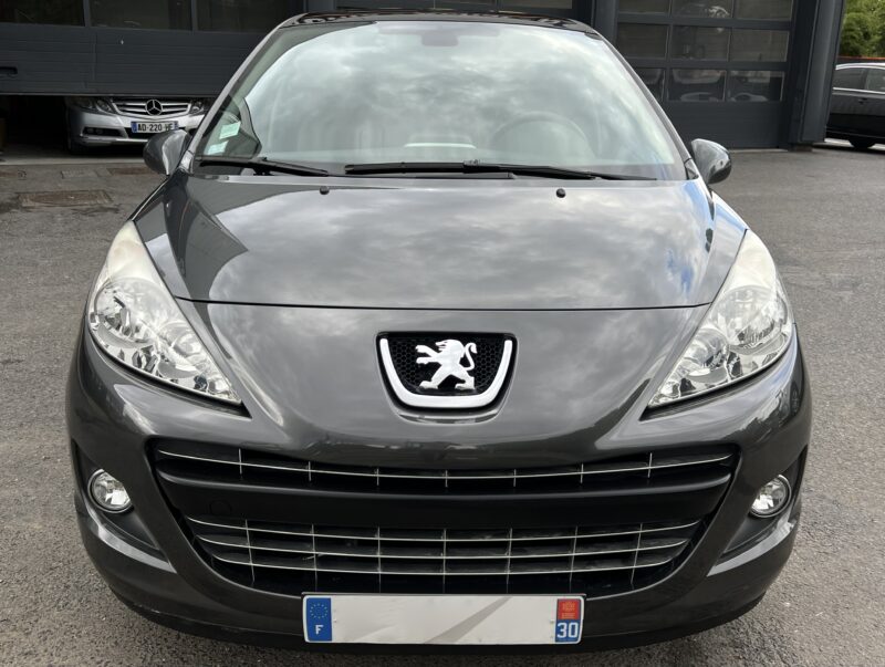 PEUGEOT 207 PHASE 2 FELINE 1.6 VTI 120 1ERE MAIN / 35 300 Kms BOITE AUTO TOIT PANO GPS - Garantie1an