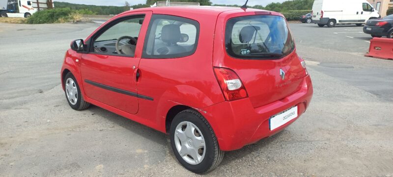 RENAULT TWINGO II 2010