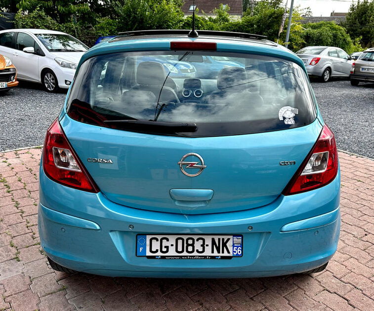 OPEL CORSA D 2012