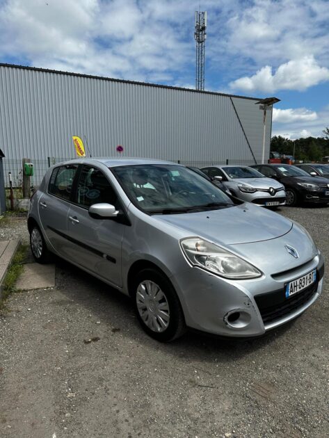 RENAULT CLIO 2009