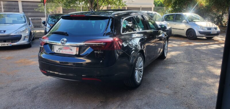 OPEL INSIGNIA A Sports Tourer 2014