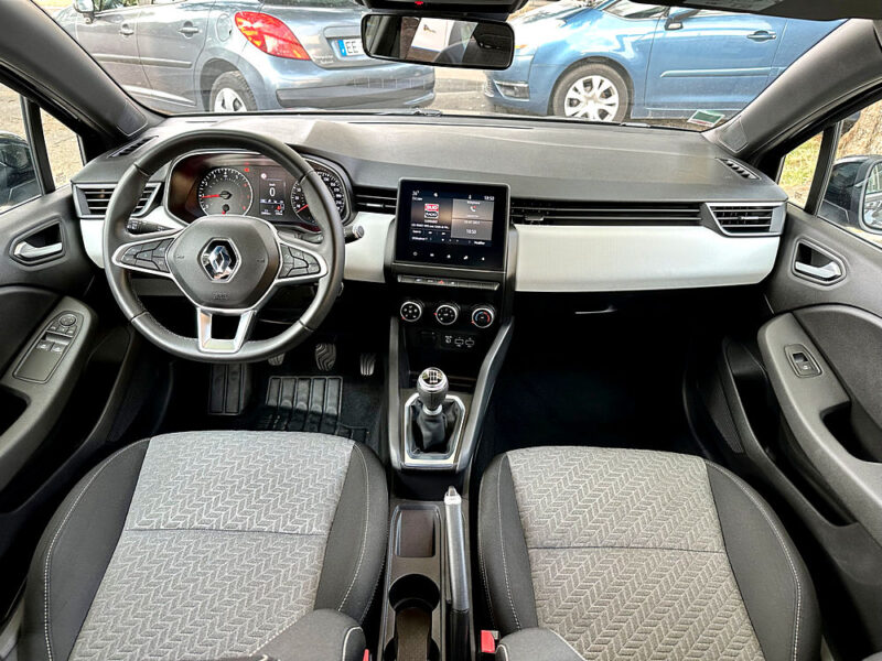 RENAULT CLIO 2021