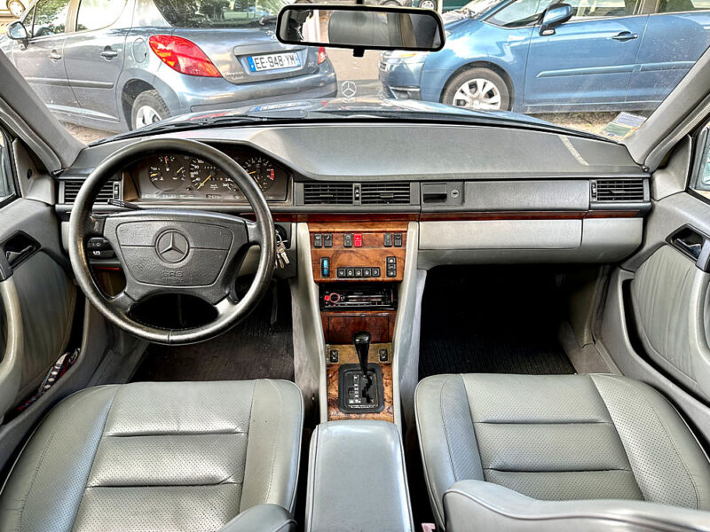 MERCEDES CLASSE E 1991