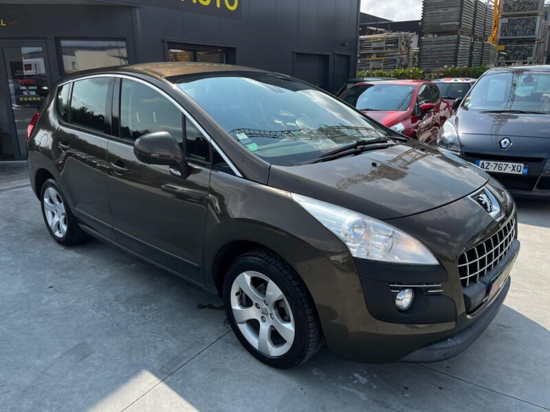 PEUGEOT 3008 1.6 HDi 112 Premium