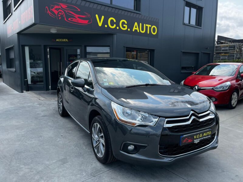 CITROEN DS4 1.6 HDi 112 So Chic