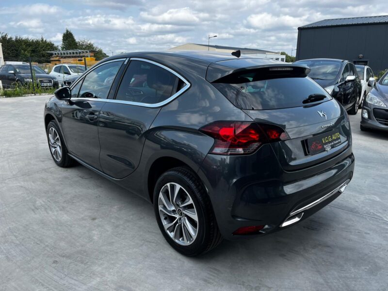 CITROEN DS4 1.6 HDi 112 So Chic