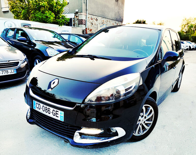 RENAULT SCÉNIC III 2012