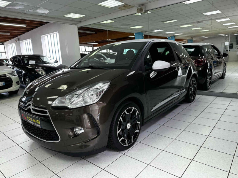 CITROEN DS3 1.6 e-HDI 115 Sport Chic