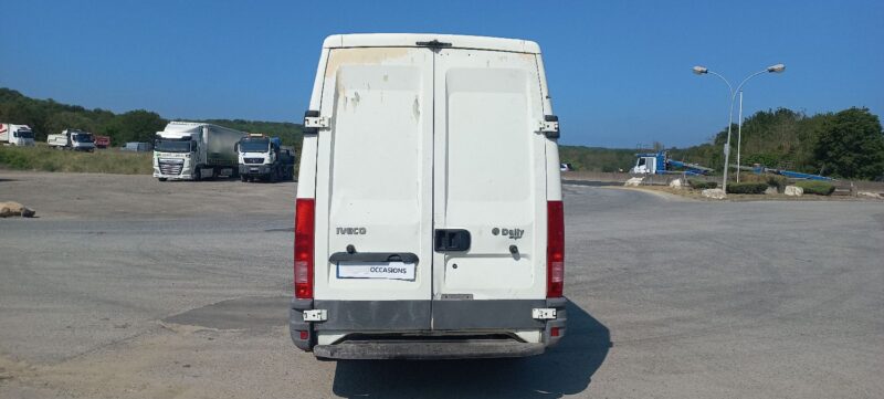 IVECO DAILY III Camionnette 2001