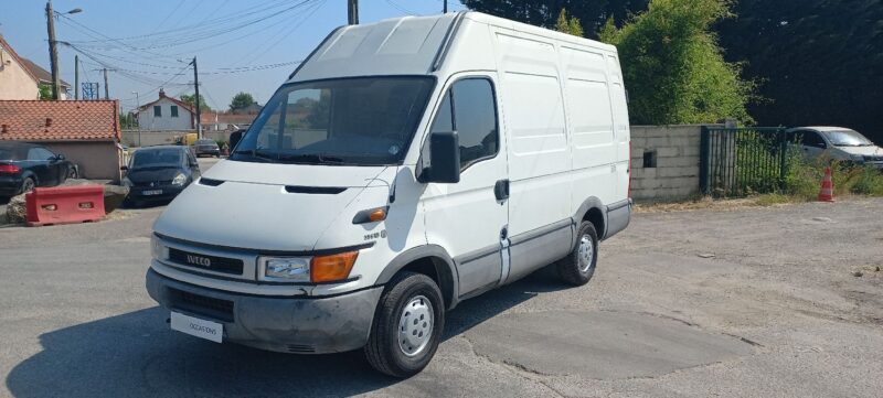 IVECO DAILY III Camionnette 2001