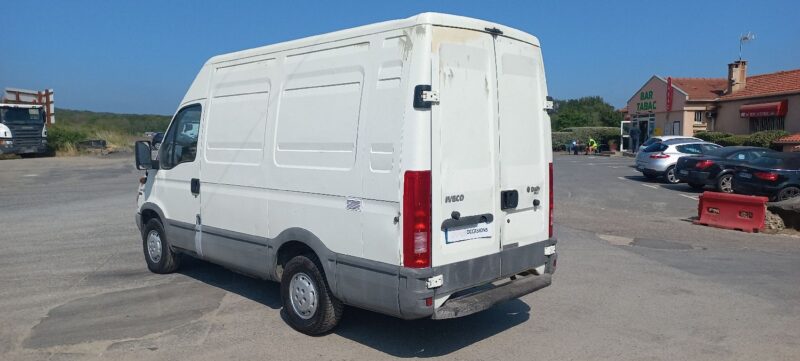 IVECO DAILY III Camionnette 2001