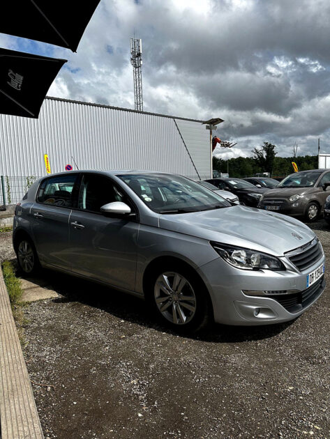 PEUGEOT 308 II 2015