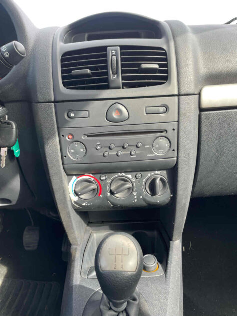 RENAULT CLIO II 2005