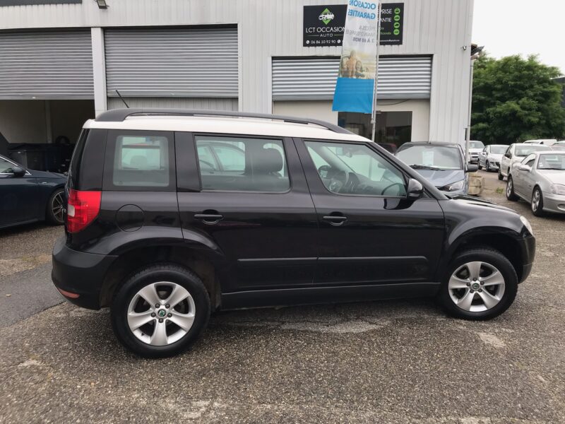 SKODA YETI - 2.0 TDI 110 cv CR AMBITION FAP 4X2 