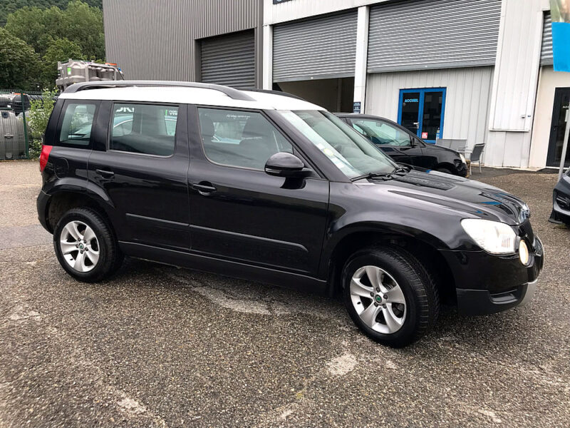 SKODA YETI - 2.0 TDI 110 cv CR AMBITION FAP 4X2 