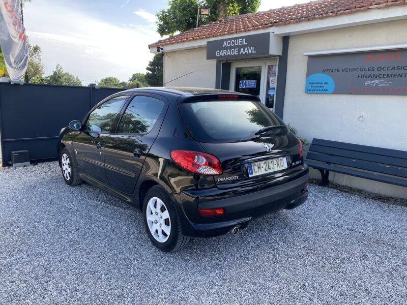 PEUGEOT 206+ 2012