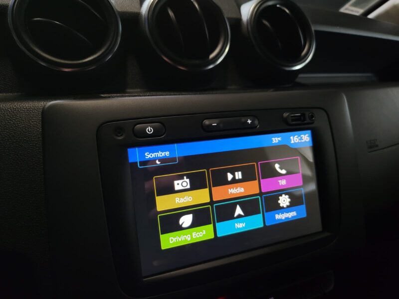 DACIA DUSTER 1.3 TCe 150CV PRESTIGE CAMERA / CARPLAY ATTELAGE 1er MAIN PARE-BUFFLE MARCHE PIEDS