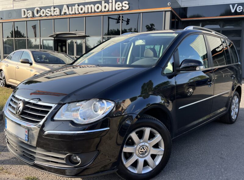 VOLKSWAGEN TOURAN PHASE II 2.0 TDI 140 Cv 7 PLACES / BOITE AUTO 87 500 Kms - Garantie1an