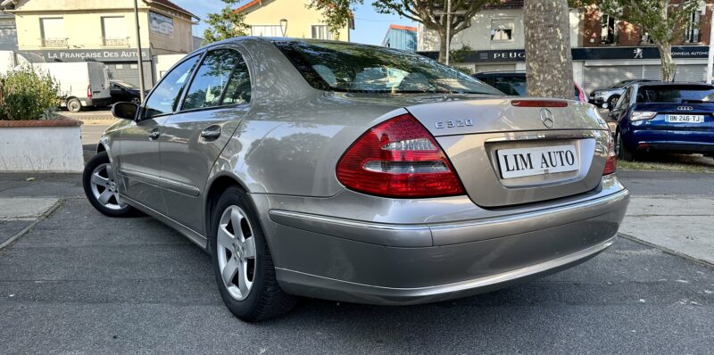 MERCEDES CLASSE E 2004