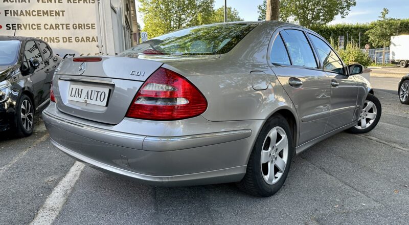 MERCEDES CLASSE E 2004