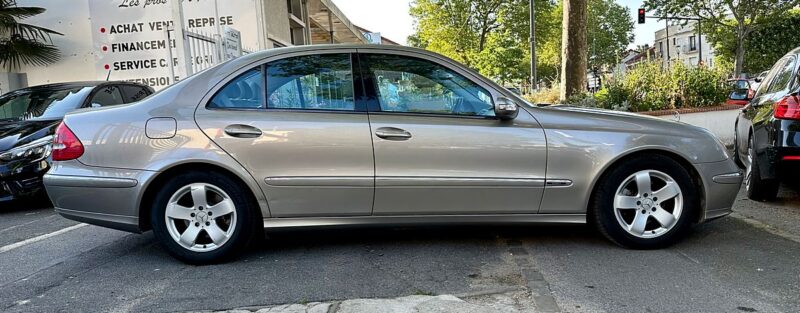 MERCEDES CLASSE E 2004