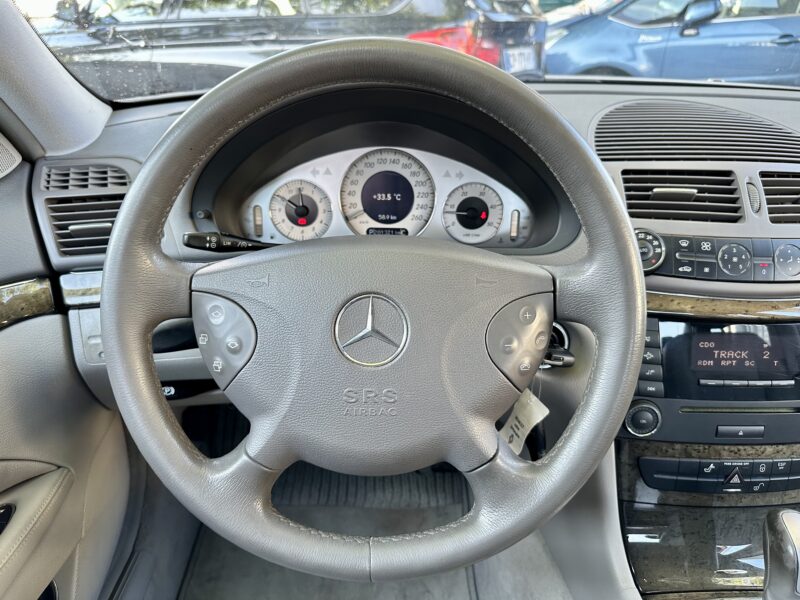 MERCEDES CLASSE E 2004