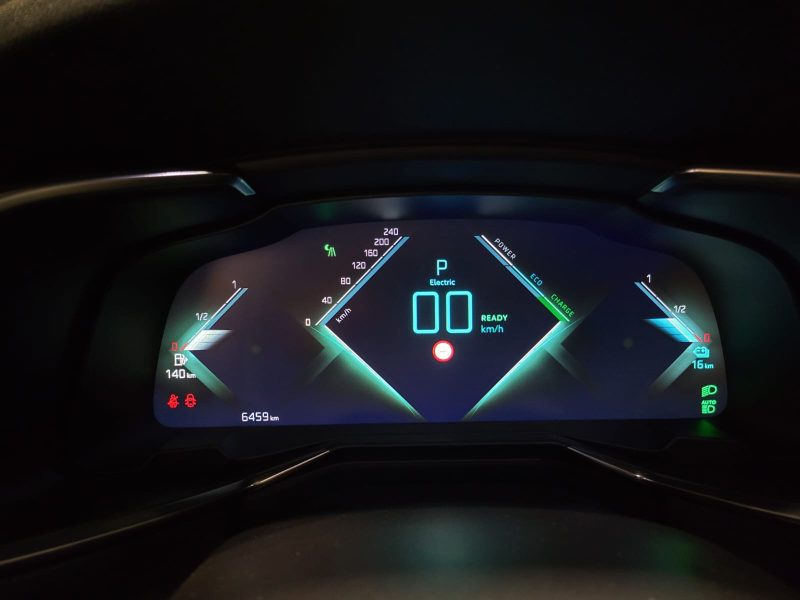 DS 7 CROSSBACK RIVOLI E-TENSE 300CV INTERIEUR OPERA // APPLE CARPLAY/SONO FOCAL/SIEGES MASSANTS