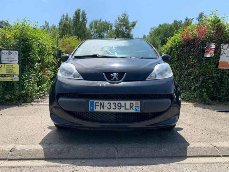 PEUGEOT 107 1.0i 70CV