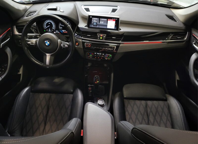 BMW X1 sDrive 18i 140CH XLINE / TO + CAMERA + FULL LED + SIEGE ELEC A MEMOIRE ET CHAUFFANT
