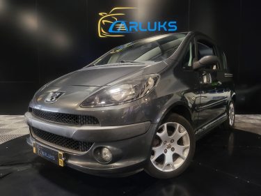 PEUGEOT 1007 1.6 16V 110cv RC Line 3p // PORTE ELECTRIQUE/RADAR-AR/RADIO-CD-MP3