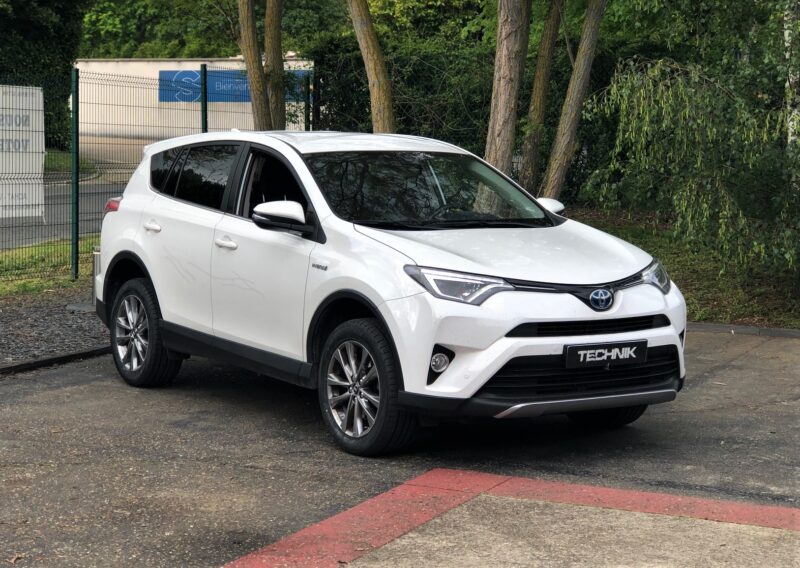 TOYOTA RAV 4  2018