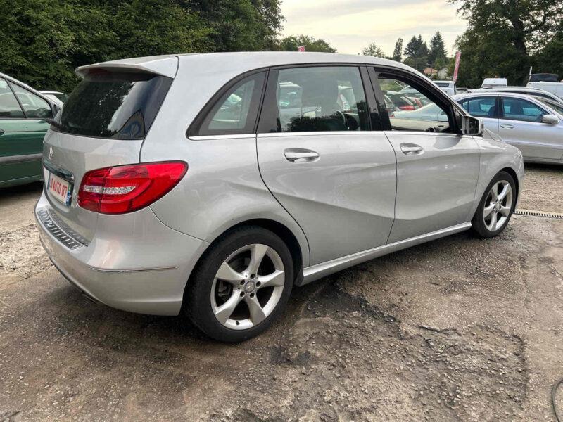 MERCEDES CLASSE B Sports Tourer 2013