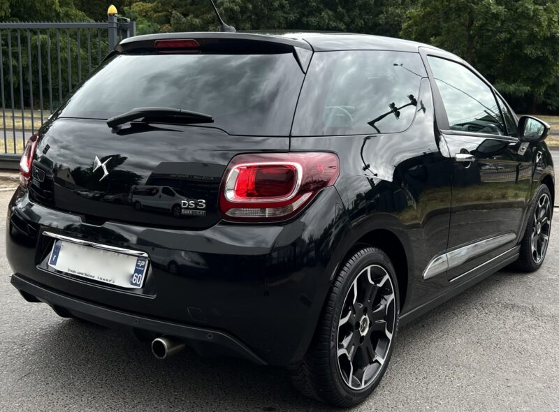 DS CITROEN DS3 PHASE 2 DARK LIGHT 1.2 110 Cv 1ERE MAIN / BOITE AUTO CUIR GPS CAMERA - Garantie1an